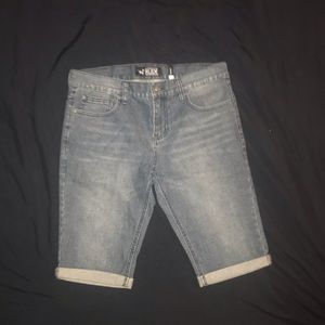 Skinny jean shorts